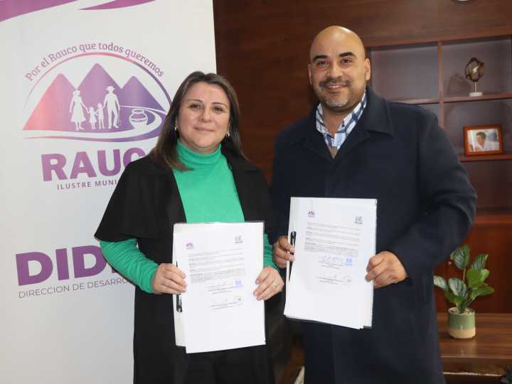 Municipios de Molina y Rauco firman amplio convenio para colaborar en salud, turismo y emergencias