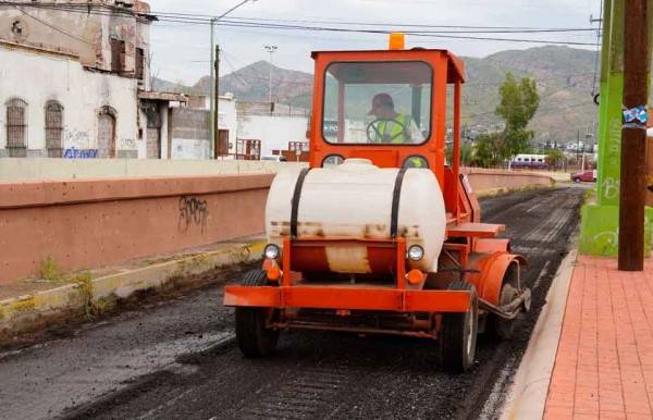 Inicia Municipal recarpeteo en Santo Niño