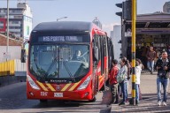 Reportan retrasos en sistema Transmilenio por congestión en Av. Caracas