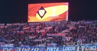 Un partido de la Copa Sudamericana está suspendido por incidentes en las tribunas: lanzaron bomba de estruendo