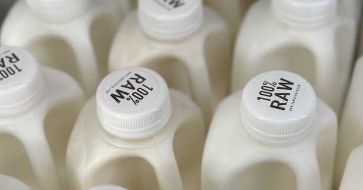 Ohio Republican lawmakers moove to legalize sale of raw milk