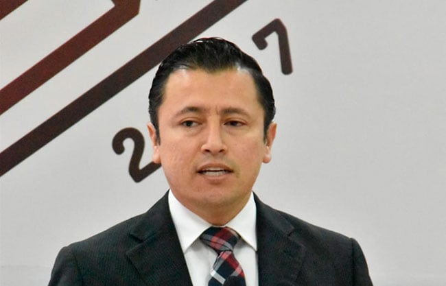 Presenta Jacobo programa de psicología en escuelas de Piedras Negras