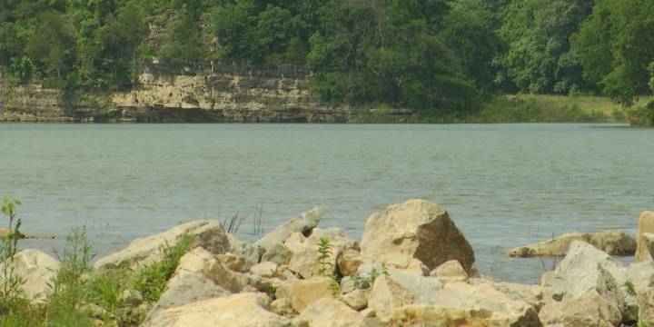 Man contracts brain-eating amoeba likely from water skiing at Lake of the Ozarks, officials say