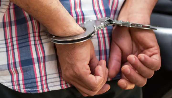 Arrestan a empresario en Argentina por fentanilo contaminado