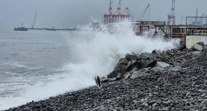 Marina de Guerra cierra 112 puertos por oleajes fuertes en todo el litoral peruano