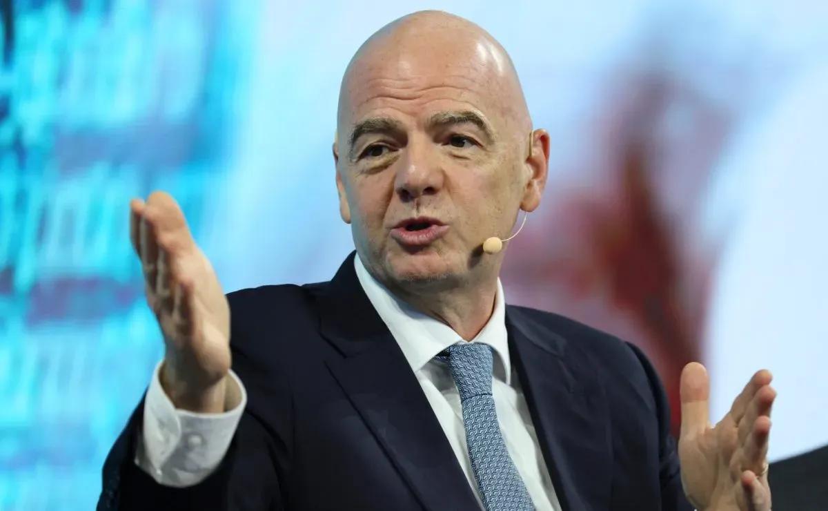 FIFA president Gianni Infantino breaks silence on chaotic scenes during CONMEBOL Sudamericana game Independiente vs U de Chile