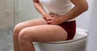 ¿Haces ‘juerzitas’ en el baño? Síntomas y remedios para combatir el estreñimiento