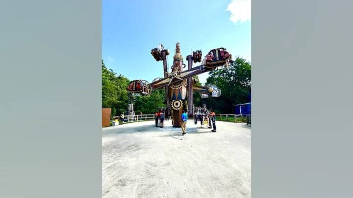 Rescatan a 32 personas atrapadas en una atracción de Six Flags America en Maryland