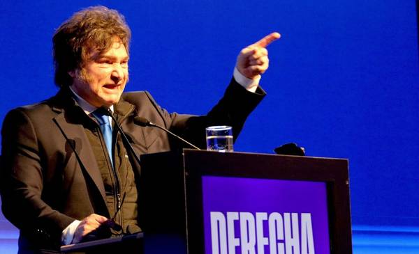 La razón por la que Milei prometió dejar los insultos: ni los propios lo bancan