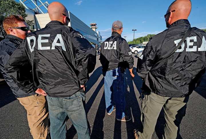 "Problemas compartidos, soluciones compartidas", responde embajada de EU luego de que Sheinbaum negó acuerdo con la DEA