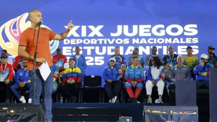 ¿Cuándo será el regreso a clases?: Ministro Héctor Rodríguez revela detalles (+Fechas)