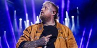Country Star Jelly Roll Reveals Jaw