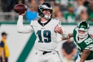 McCord and the Eagles hold off Jets 19-17 in preseason finale