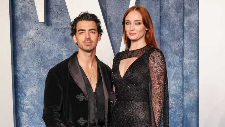 Joe Jonas’ Ex-Girlfriends: All About His Dating History & Past Marriage – Hollywood Life