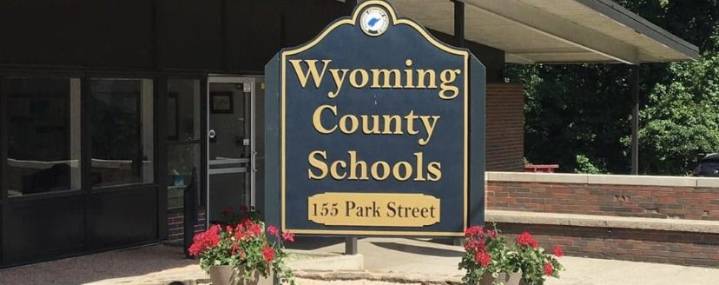 Wyoming County Schools reminds students and parents of cell phone ban