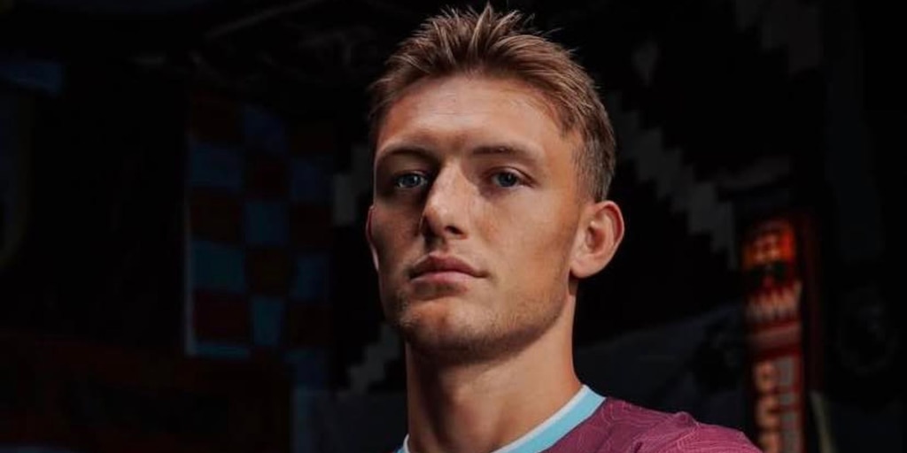 Oliver Sonne pone en marcha su primera aparición en la Premier League con el Burnley: “Contando las horas”