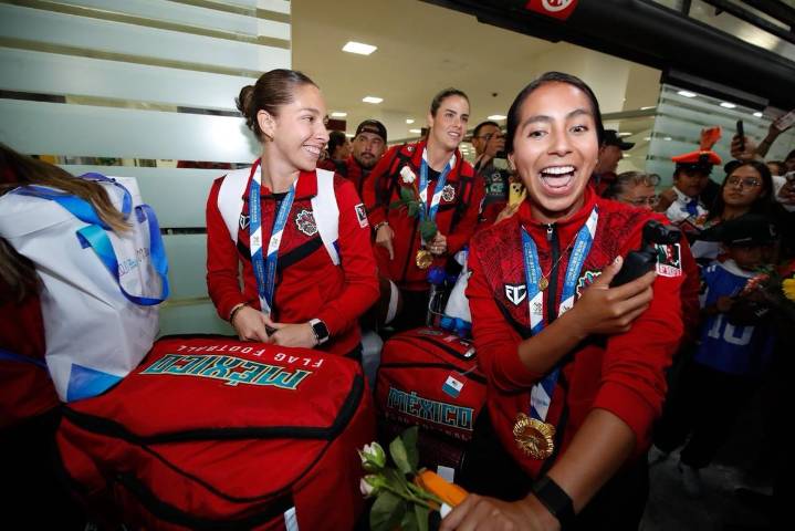 Regresa selección mexicana bicampeona de flag football