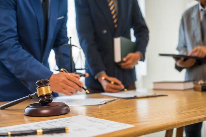What Does a Wesley Chapel FL Car Accident Lawyer Do