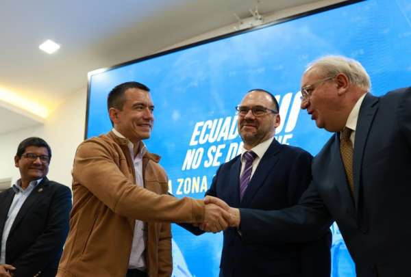 Presidente Noboa presenta a Cuenca como la primera Zona Franca Tecnológica del país