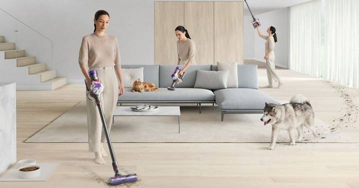 Save £100 on Dyson cordless vacuum with 'unbelievable power and dust pickup'