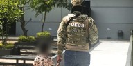 Autoridades lograron liberar al menor tras un operativo, mientras indagan si el grupo responsable está relacionado con un asesinato previo