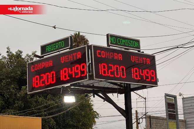 Peso cae en julio y pone fin a racha de ganancias