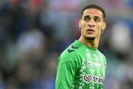 Manchester United finally agree deal for flop to leave on loan