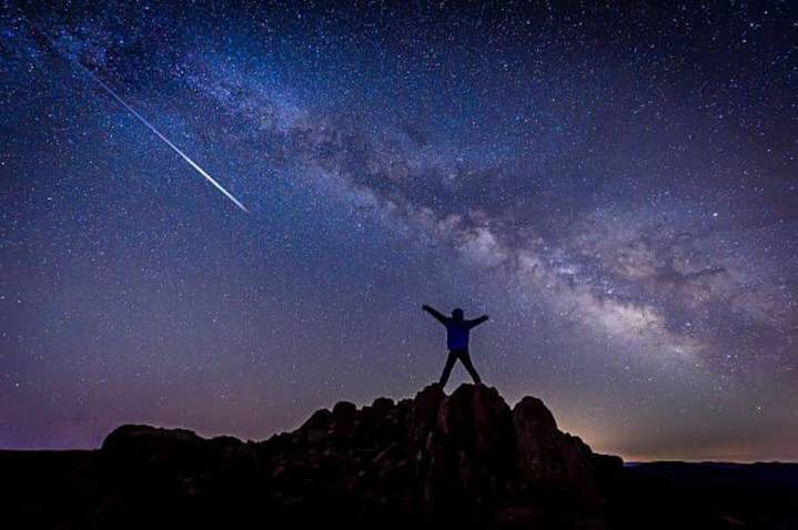 100 Shooting Stars Per Hour Could Be Seen Over WA State Tonight!