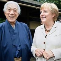 Japan's grand tea master Sen Genshitsu dies at 102: reports