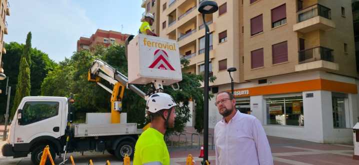 Murcia | El barrio murciano de Santa María de Gracia se ilumina con 211 nuevas farolas inteligentes