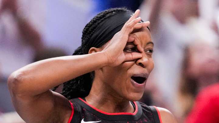 Indiana Fever defeats Storm as WNBA standings, playoff seeding tightens