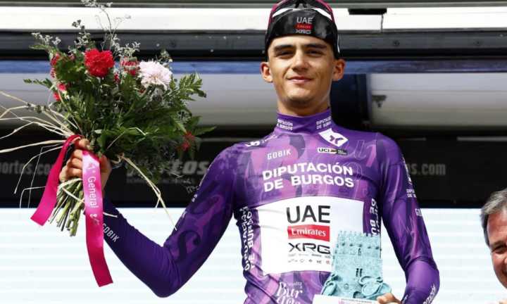 Isaac del Toro hace historia: primer mexicano en conquistar la Vuelta a Burgos