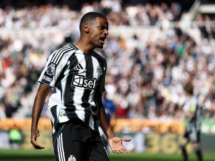 Slot hints at new Liverpool bid for Newcastle’s Isak