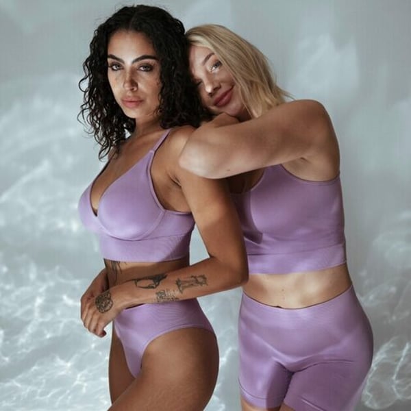 Gildan to buy underwear maker Hanesbrands for 2.2 billion dollars