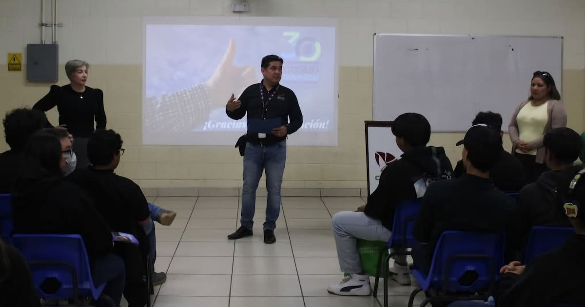 Familiares de estudiantes de Cecyte BC también iniciarán clases en Escuela para Padres