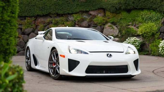 A Lexus LFA With 4,400 Miles Is Up for Grabs Right Now