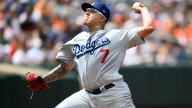 Julio Urías se une a Tomateros para la temporada 2025