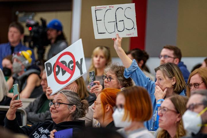 Telephone town halls: Why Utah's members of Congress may call you this summer
