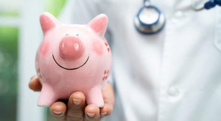 Creció 41% gasto de bolsillo de mexicanos a la salud en último sexenio