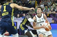 Lauri Markkanen's 43 points lead Finland to a 109-79 rout of Great Britain at EuroBasket