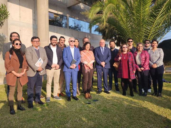 Anillo de Litio en Atacama: Investigación busca diversificar producción y valorizar magnesio en la minería
