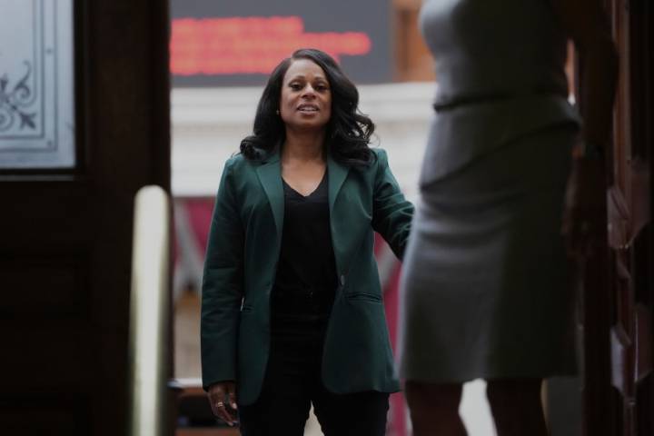 Texas lawmaker who slept in House Chamber after rejecting DPS monitor files lawsuit