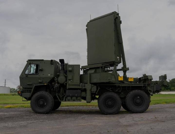 Ejército de Estados Unidos suma un nuevo radar Q-53 a su ya poderoso sistema de alerta, este modelo es capaz de detectar fuego enemigo con una percepción 360 grados