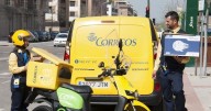 Correos anuncia que no enviará paquetes a Estados Unidos debido a los aranceles