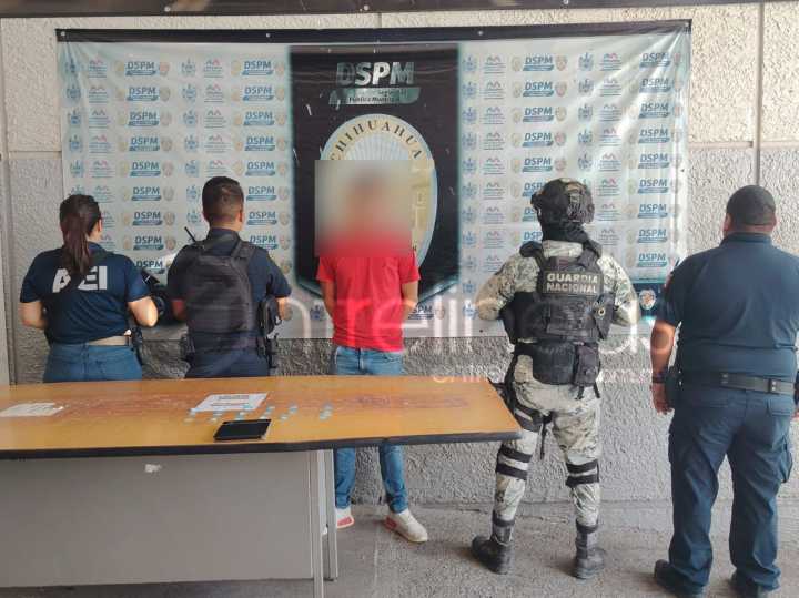 “No saben con quién se meten, yo ando jalando”, dijo presunto narcomenudista