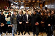 Estudiantes de siete departamentos fueron recibidos por el gobernador Zamora y el jefe de Gabinete Elías Suárez