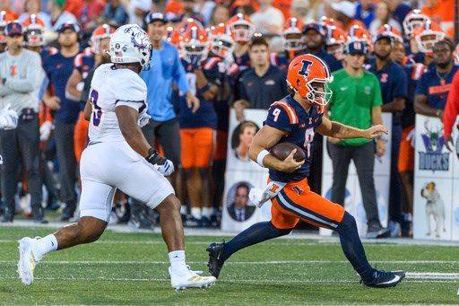 Beatty returns punt for TD, breaks Grange's 102-year-old record in No. 12 Illini's opening rout