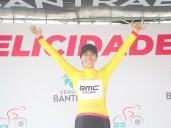 Colombiana Parra por alzar trofeo en Vuelta Ciclística a Guatemala