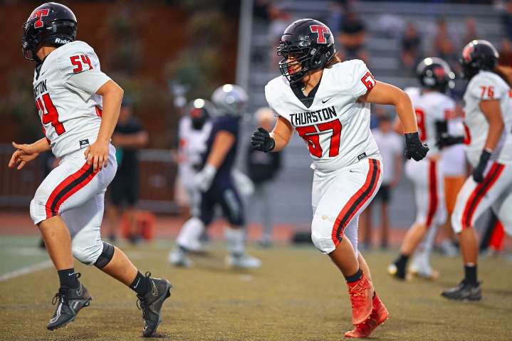 Oregon high school football preview: Thurston hopes to kickstart the offense with a new quarterback