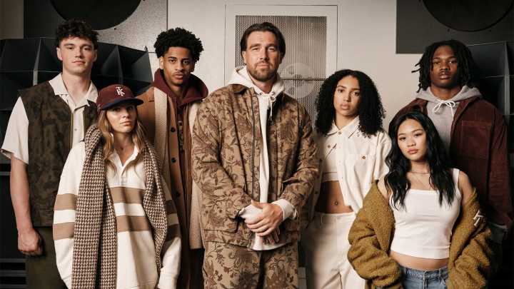 Why is AEO stock soaring? American Eagle is in the headlines again—but this time, its timing couldn’t be better